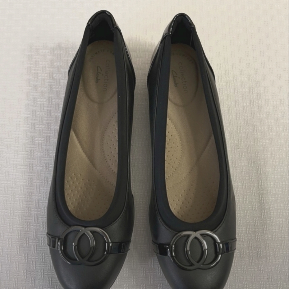 Clarks Sara Dahlia Ballet Flats  Black 8M